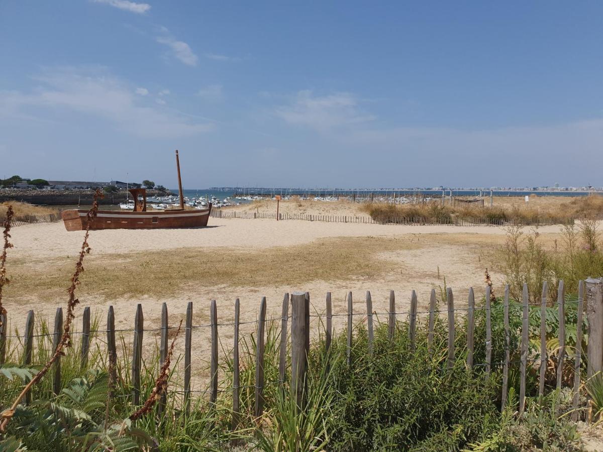 Le Studio Galliéni vue panoramique face mer a fait peau neuve! Pornichet Exterior foto