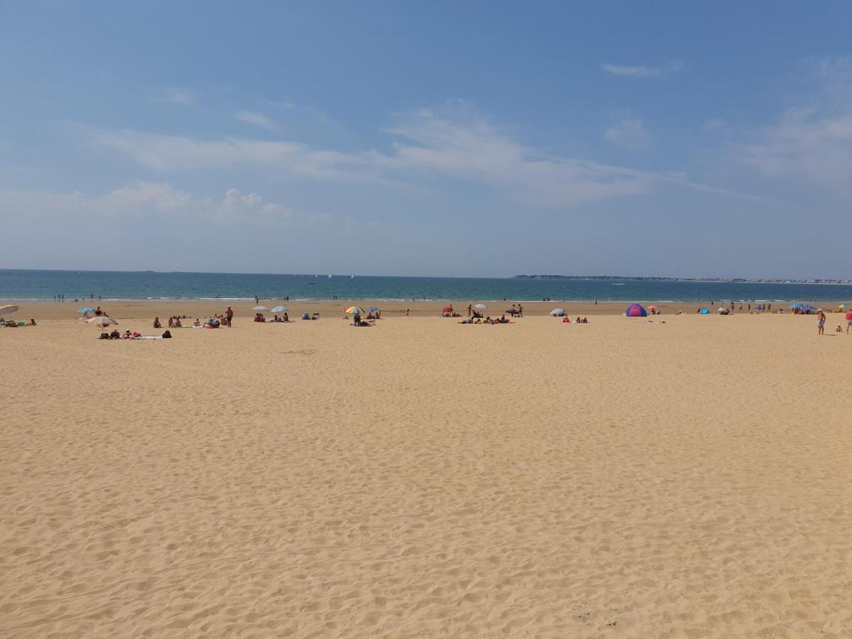 Le Studio Galliéni vue panoramique face mer a fait peau neuve! Pornichet Exterior foto