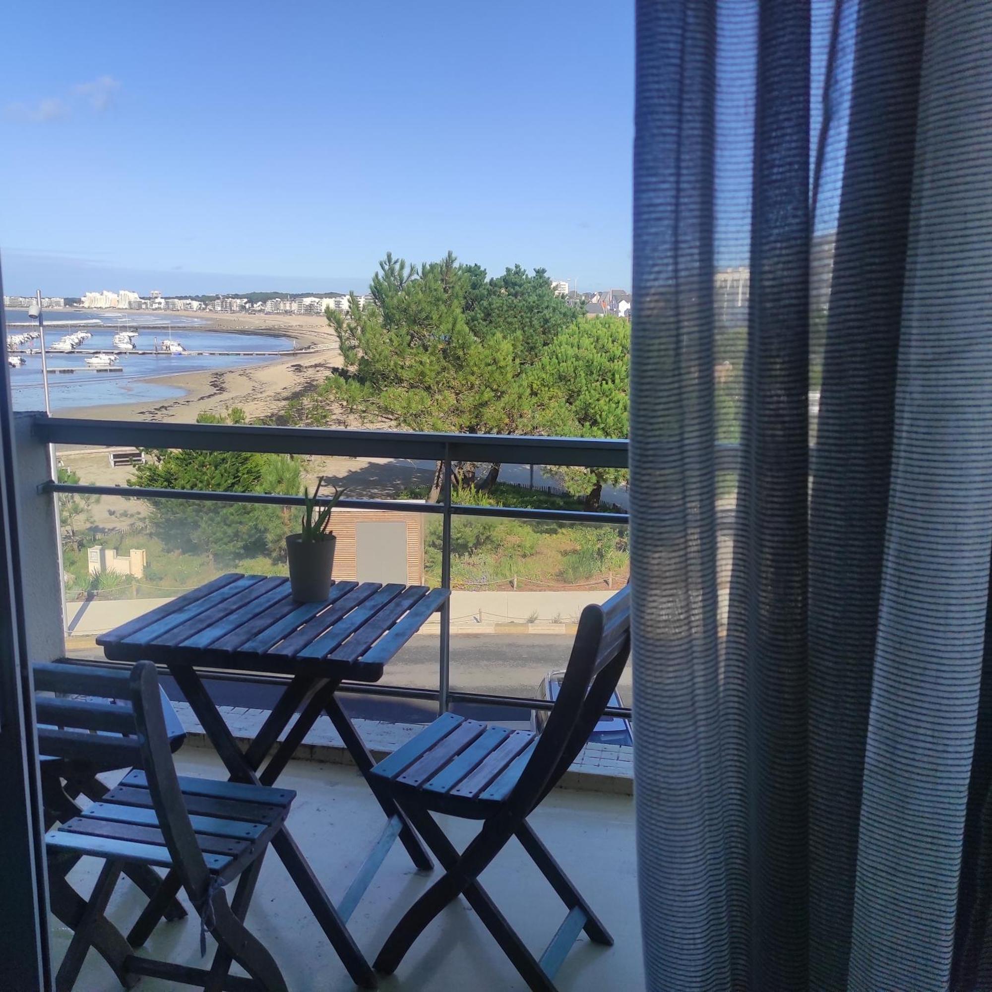 Le Studio Galliéni vue panoramique face mer a fait peau neuve! Pornichet Exterior foto