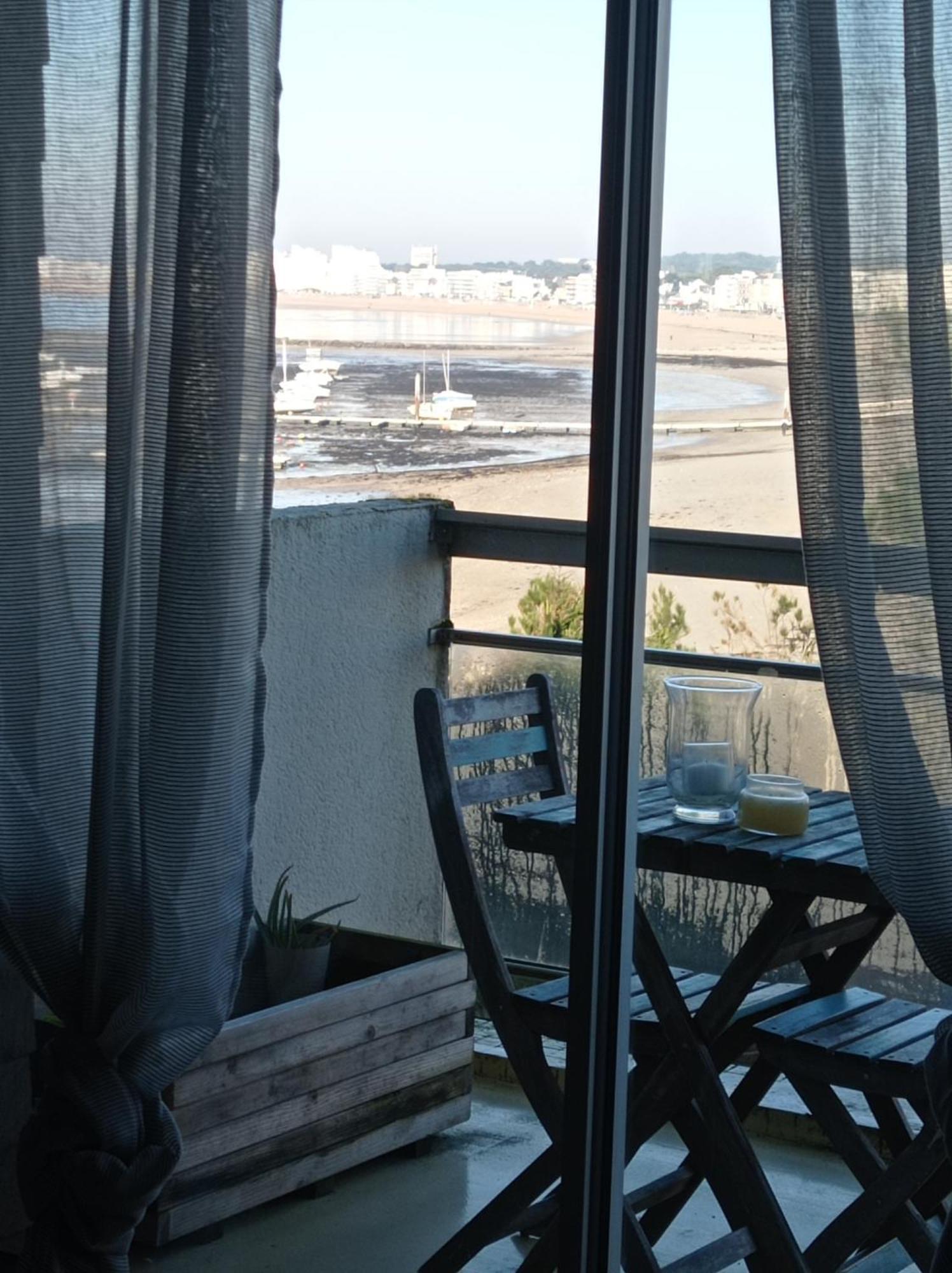 Le Studio Galliéni vue panoramique face mer a fait peau neuve! Pornichet Exterior foto
