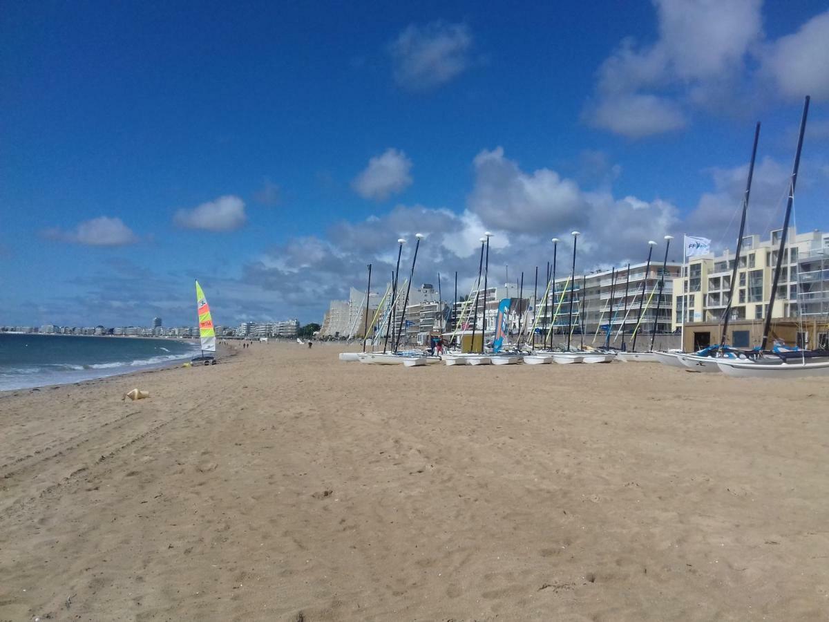 Le Studio Galliéni vue panoramique face mer a fait peau neuve! Pornichet Exterior foto