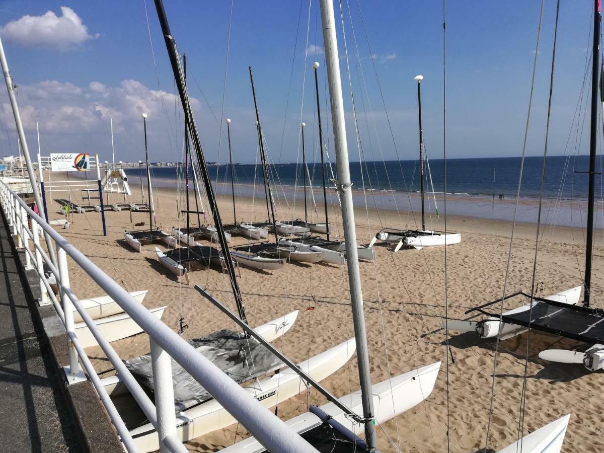 Le Studio Galliéni vue panoramique face mer a fait peau neuve! Pornichet Exterior foto