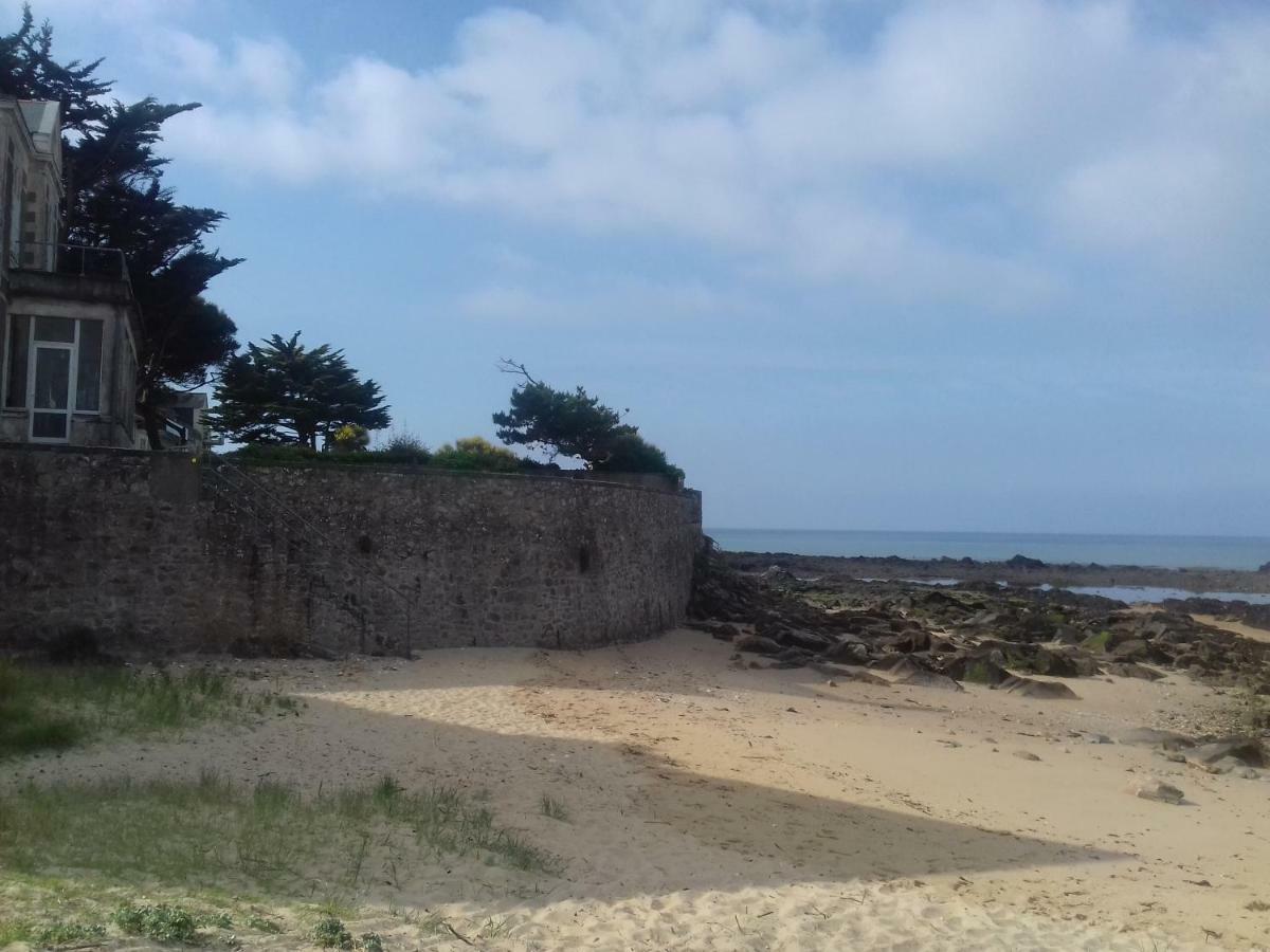 Le Studio Galliéni vue panoramique face mer a fait peau neuve! Pornichet Exterior foto